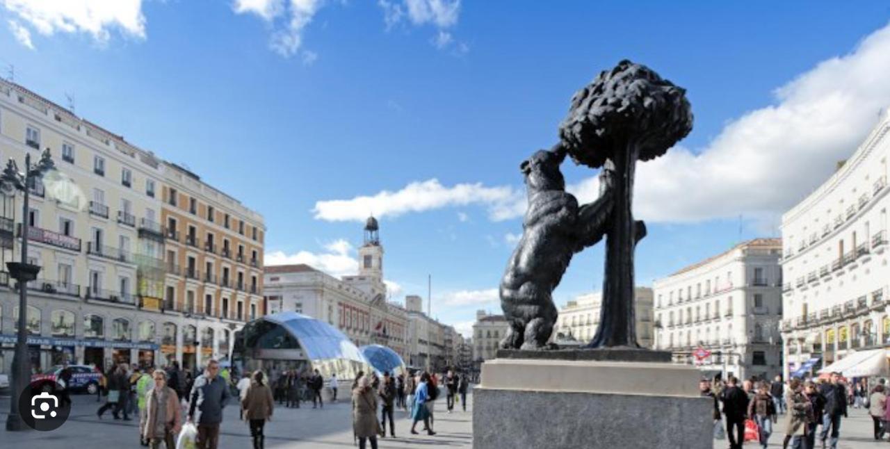 Remanso De Luz Y Silencio En La Puerta Del Sol Lägenhet Madrid Exteriör bild